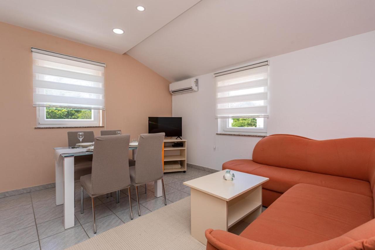 Apartments La Natalli Baska  Luaran gambar