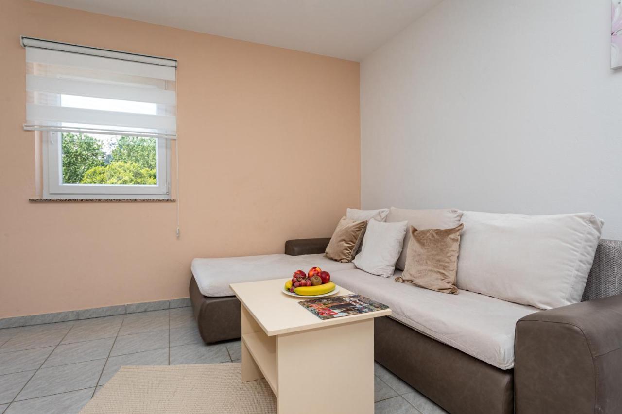 Apartments La Natalli Baska  Luaran gambar